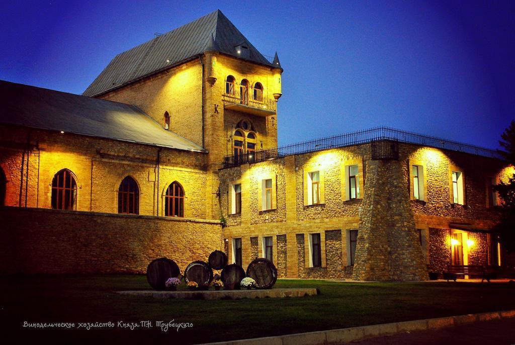 Отель Prince Trubetskoi Winery Новая Каховка Экстерьер фото